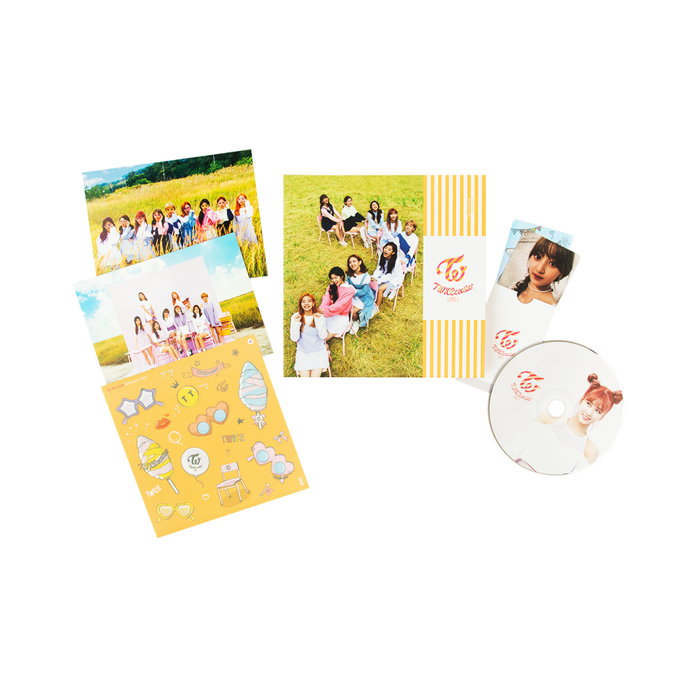 TWICECOASTER: L1(CD) PACK SHOT